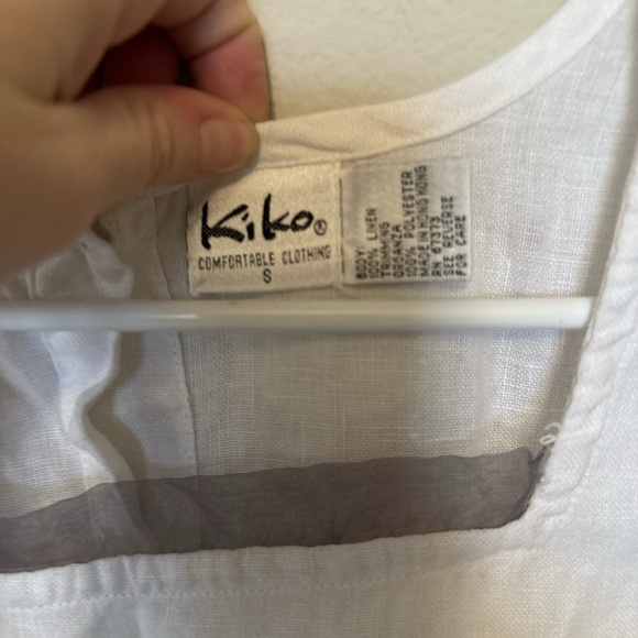 Kiko White Linen Top with Lace Detail - Picture 3 of 3